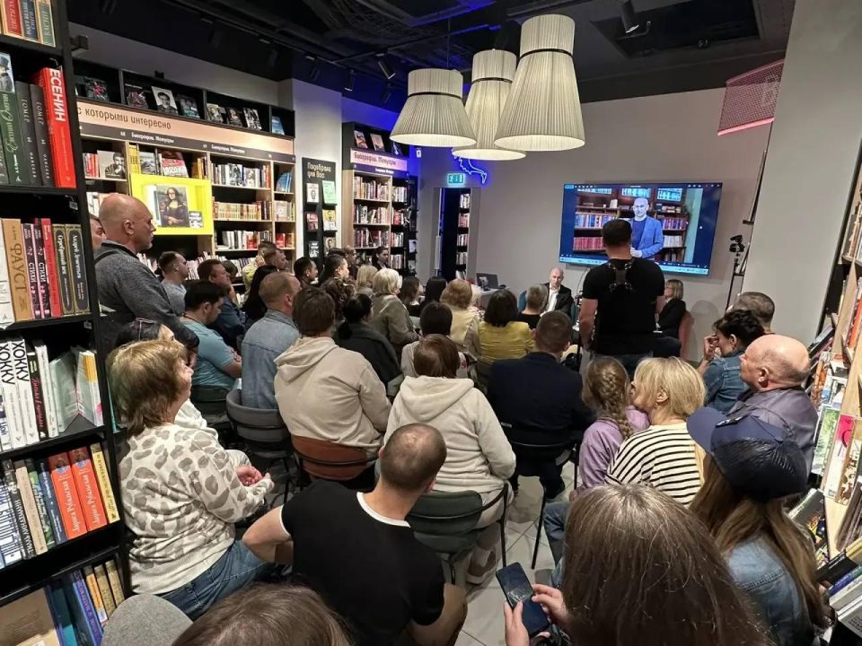 Николай Стариков: В Волгограде состоялась презентация моей новой книги «Русские не сдаются. Жизнь за Россию»!