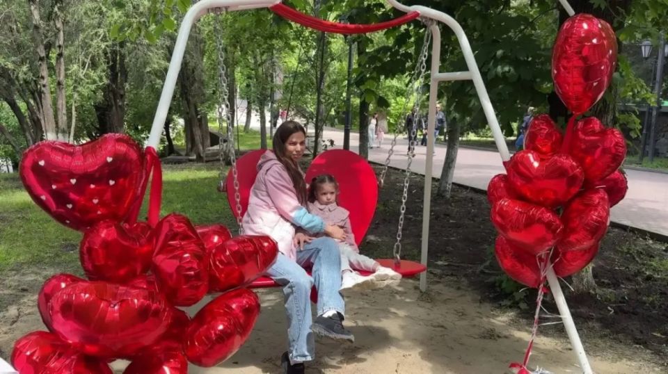 В парке им. М. горького открылся новый арт-объект «Сердце Матери»