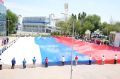 В Ростове-на-Дону развернули самый большой флаг России