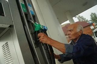 Жители Ростовской области из-за слухов начали скупать бензин впрок