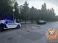 Сотрудники полиции устанавливают обстоятельства ДТП с пострадавшим пешеходом