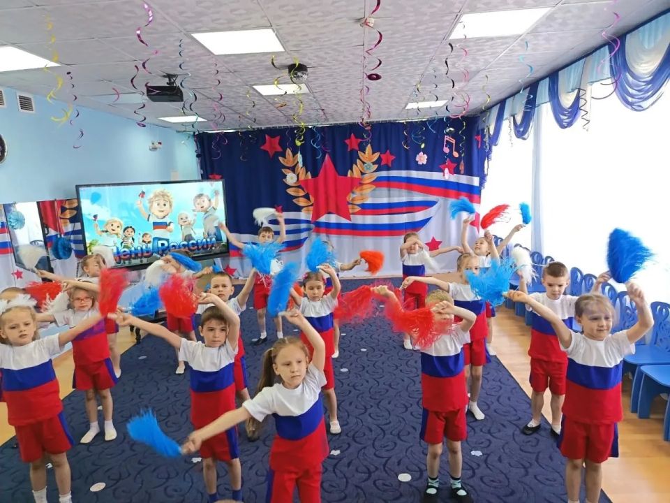 В Новочеркасских библиотеках прошел ряд мероприятий посвященных Дню России