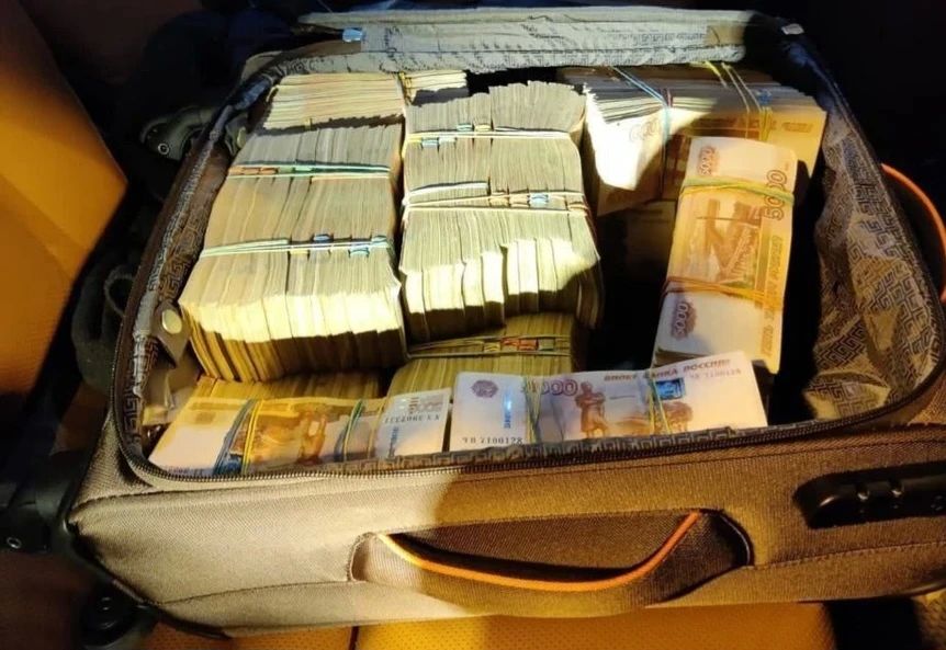 В Республике Северная Осетия-Алания вынесен приговор по уголовному делу по факту контрабанды денежных средств