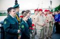 Жители Ростова пришли на набережную ранним утром в День памяти и скорби