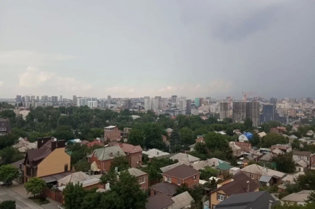 До конца суток 23 июня в донской столице действует штормовое предупреждение
