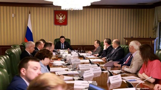 Юрий Слюсарь: Ситуацию на рынке топлива сегодня обсудили на федеральном уровне в Москве