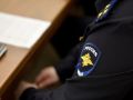 В Шахтах женщину осудят за кражу телефона и кошелька с деньгами