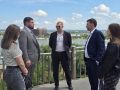 Павел Кузьмин обсудил с ростовчанами благоустройство сквера имени Седова