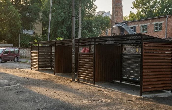 В Октябрьском районе Ростова установлены новые контейнерные площадки