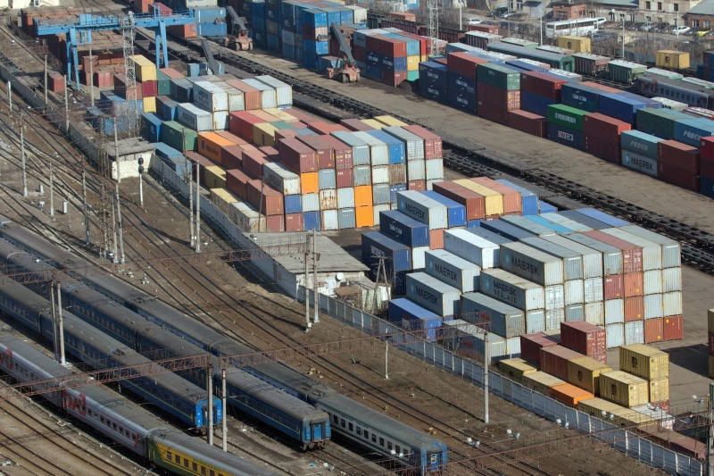На СКЖД увеличились перевозки контейнеров