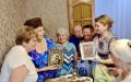 Председатель Всероссийского общественного движения «Матери России» Валентина Петренко совместно с руководителем Ростовского регионального отделения Валентиной Ласточкиной и ее заместителем, директором Ростовского зоопарка...