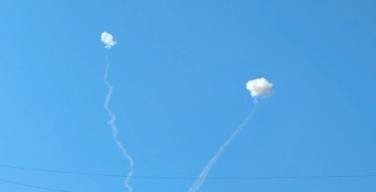 Силы ПВО отражают воздушную атаку над Ростовом