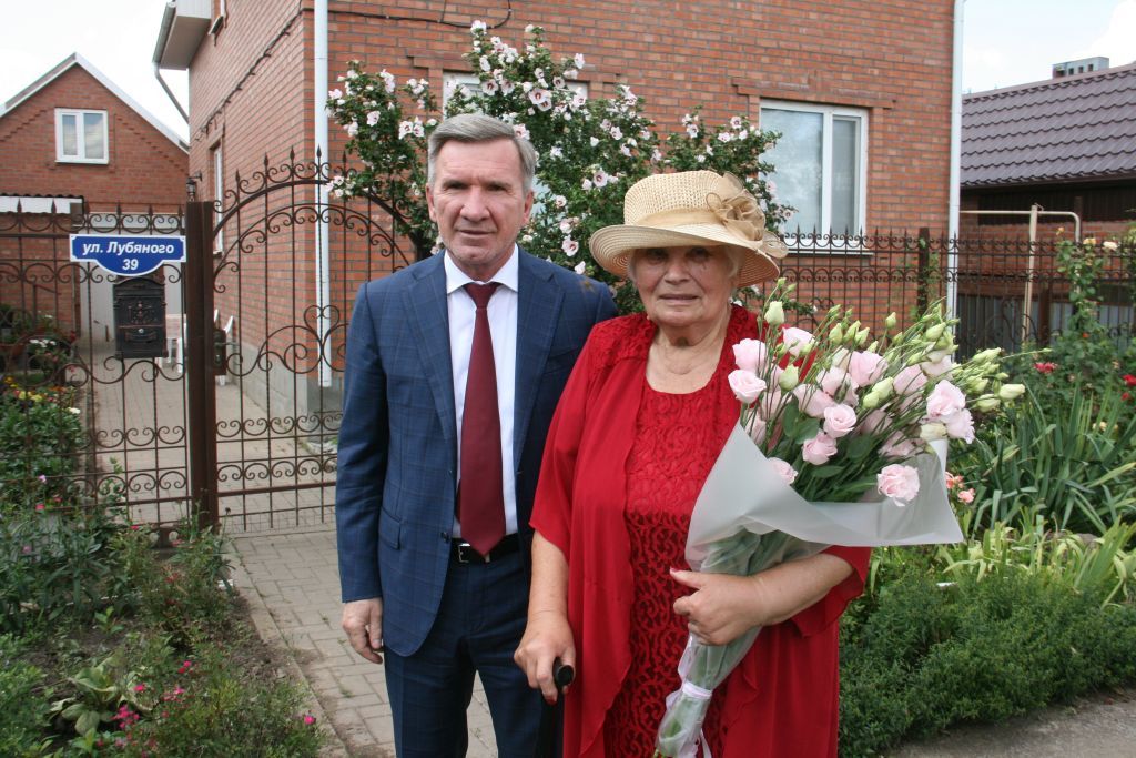 Игорь Гуськов поздравил с 84-летием инвалида Великой Отечественной войны Галину Николаевну Куницкую