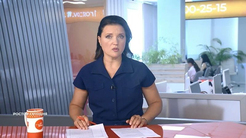 Сегодня в выпуске:. 00:56 Дое раненых, в том числе ребенок, в ходе массированной атаки врага с воздуха; 04:01 ликвидация последствий урагана бригадами регоператора по вывозу мусора; 06:19 субботник по уборке после стихии на...