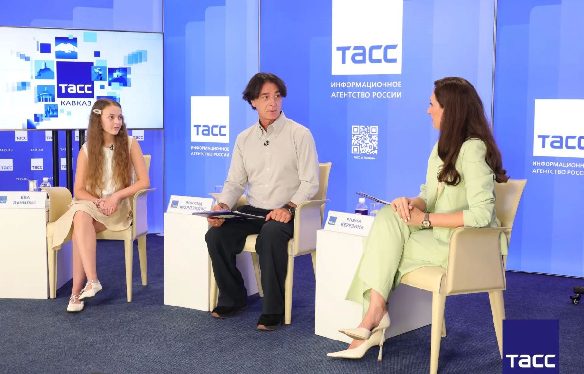 Главное из заявлений, а также фоторепортаж с пресс-конференции в Региональном информационном центре "ТАСС Кавказ" в Пятигорске, посвященной итогам V Международного фестиваля детского кино "Хрустальный ИсточникЪ" который...
