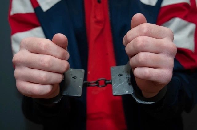 В Ростовской области арестовали обвиняемого в убийстве несовершеннолетней