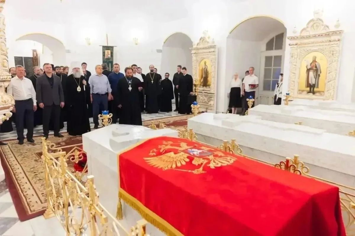 Нижний храм Новочеркасского собора освящен после реконструкции