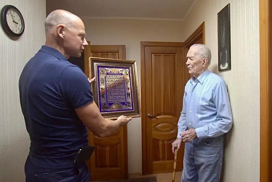 Легенде ростовского сыска Амиру Сабитову исполнилось 95 лет