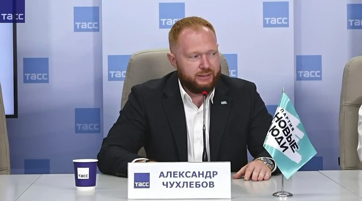Партия "Новые люди" в Ростовской области помогла решить более 300 обращений граждан с сентября 2025 года, когда партия впервые вошла в городскую думу Ростова-на-Дону и получила в регионе 10 мандатов, сообщил руководитель...