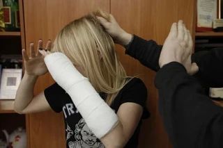 Общественники помогают ростовчанке с сыном, которая хочет вернуться домой из Венесуэлы