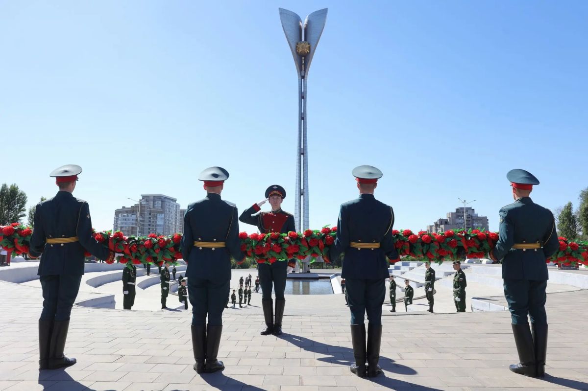 В Ростове почтили память воинов-освободителей