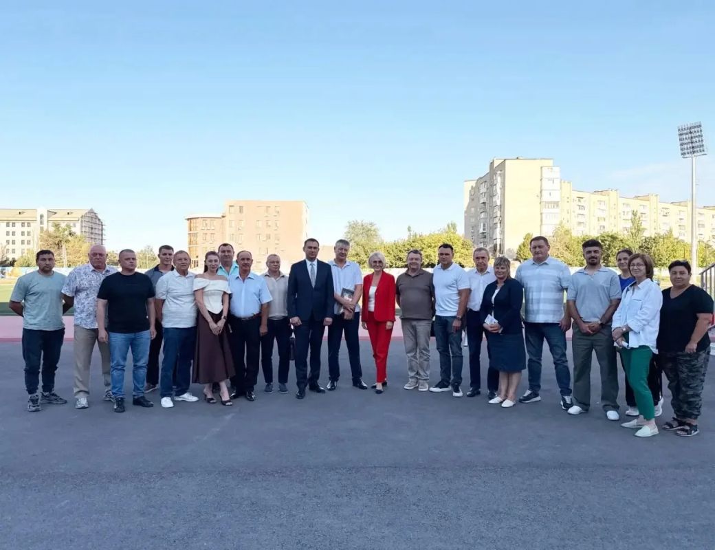 Виктория Абрамченко: Новочеркасск. Пять предприятий Новочеркасска передадут 6,2 млн рублей трём спортивным школам города
