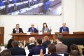 На внеочередном заседании Дума внесла изменения в бюджет города