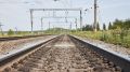 Несколько вагонов грузового поезда сошли с рельсов в Ростовской области