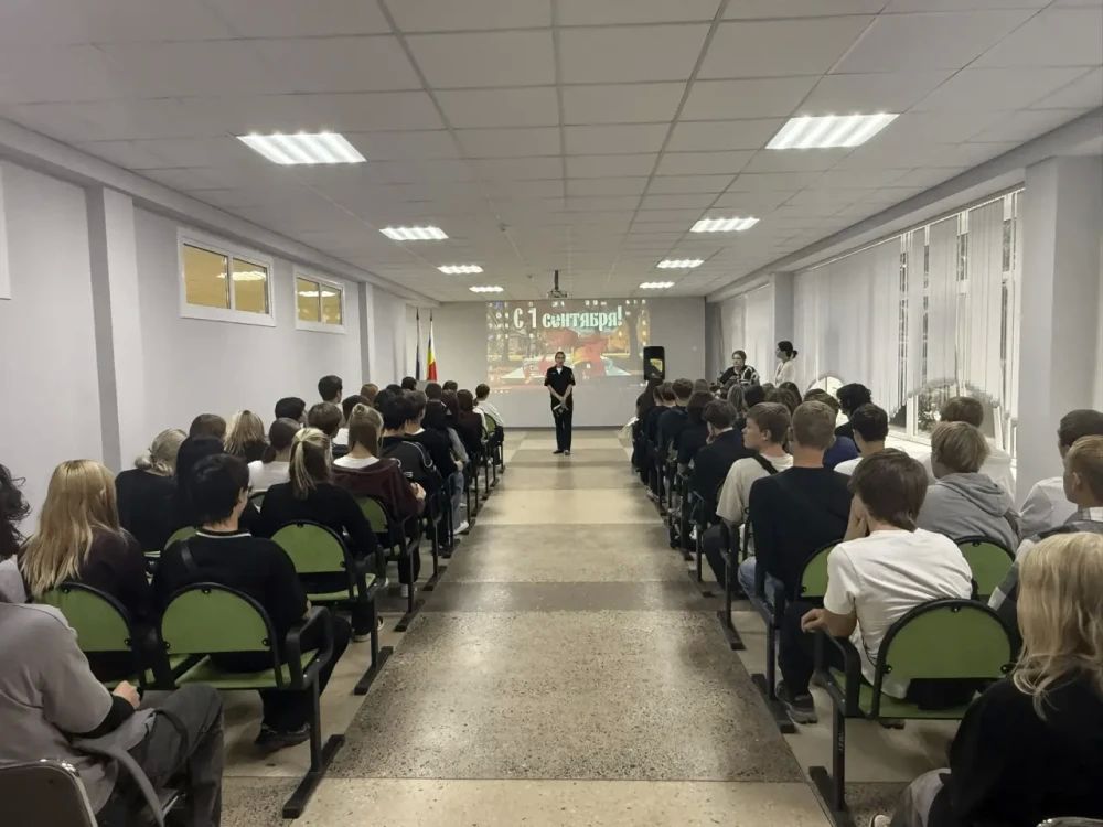 Отдел Госавтоинспекции МУ МВД России «Волгодонское» напоминает студентам о необходимости строгого соблюдения Правил дорожного движения