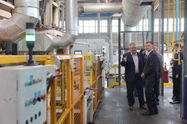 Юрий Слюсарь оценил потенциал азовских предприятий