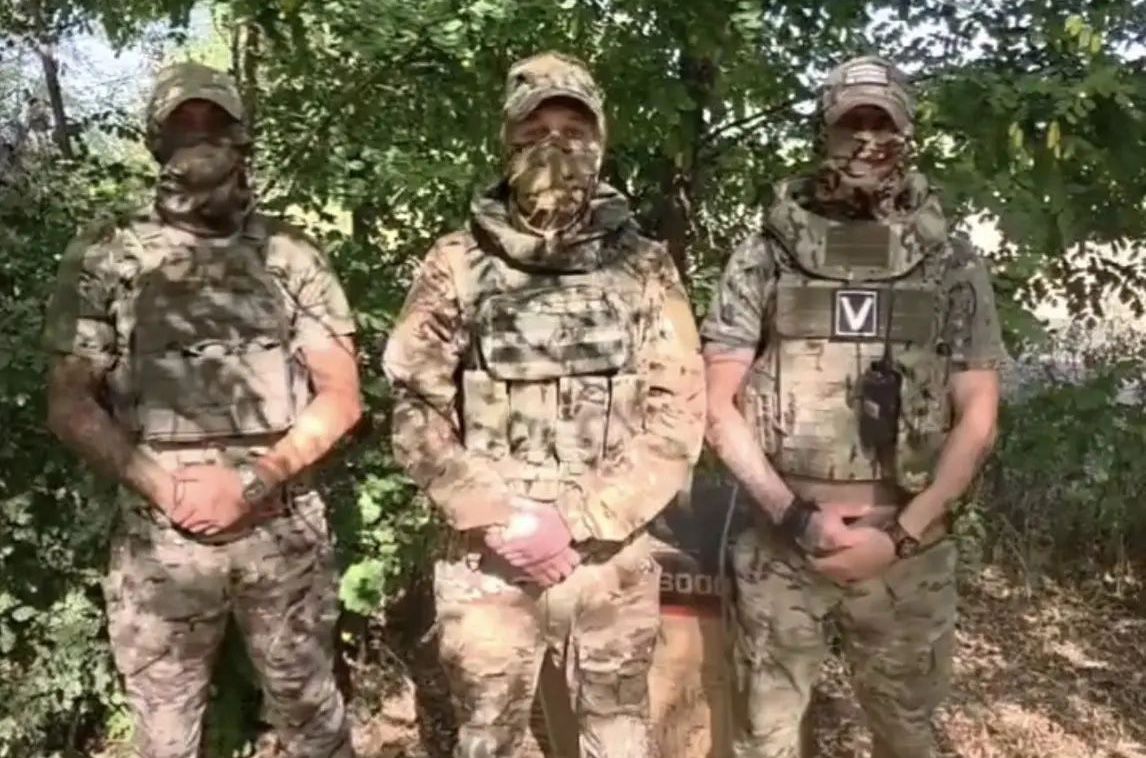 Денис Бурыка и Мурат Харцызов помогли бойцам СВО в приобретении генератора