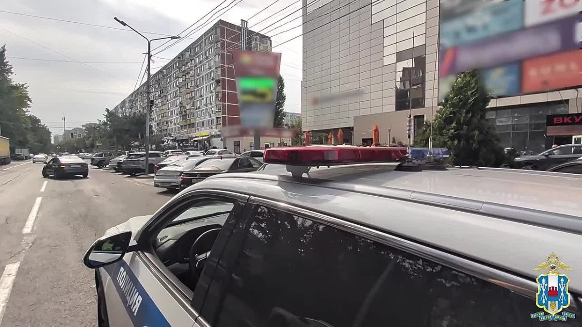 78 доставщиков проверили полицейские и выявили миграционные нарушения