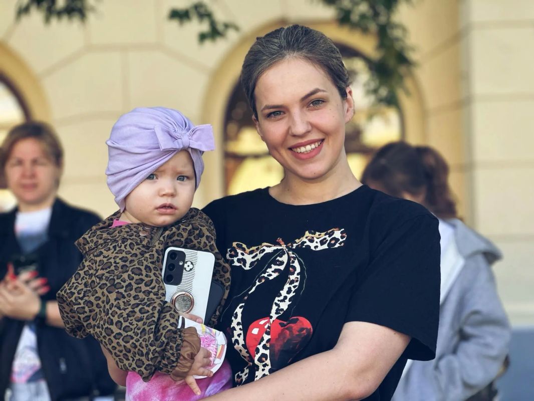 В Ростовской области продолжает действовать программа «Подарок новорождённому» — настоящая опора для родителей в первые месяцы жизни малыша