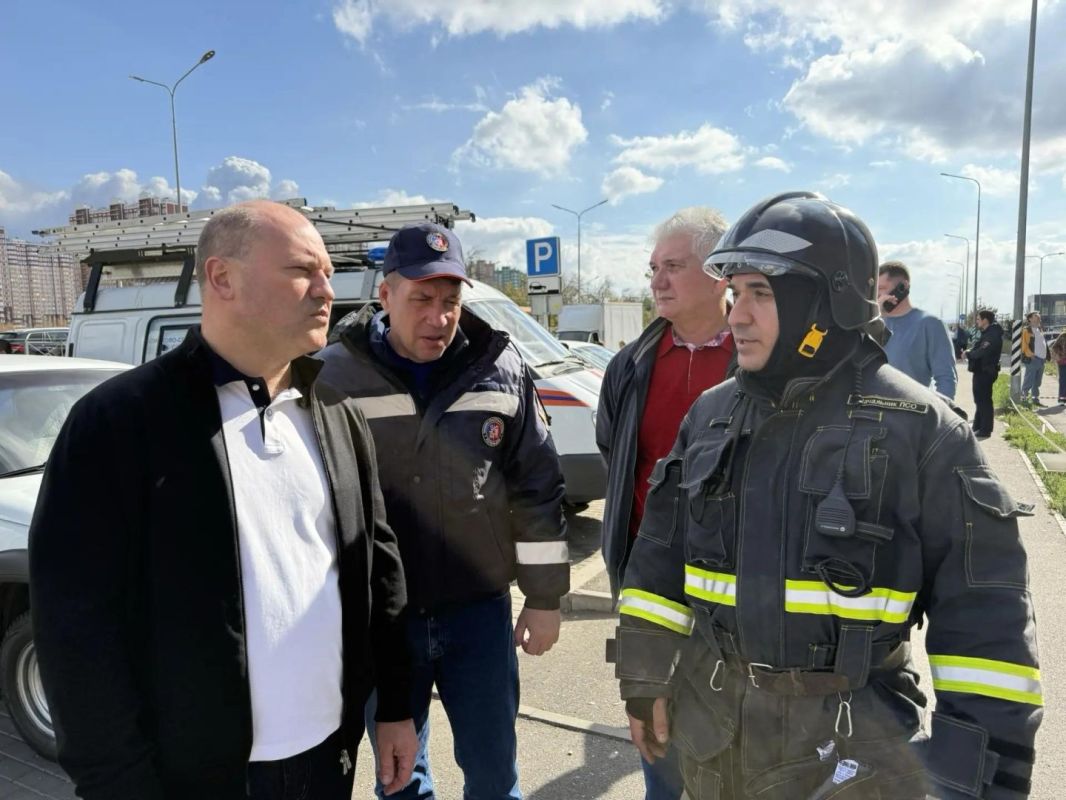Александр Скрябин посетил места, пострадавшие от воздушной атаки