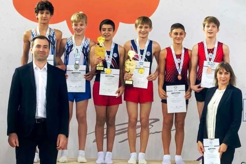 Спортсмены Ростовской области завоевали 11 медалей на первенстве России по прыжкам на батуте, которое прошло в «Сириусе»