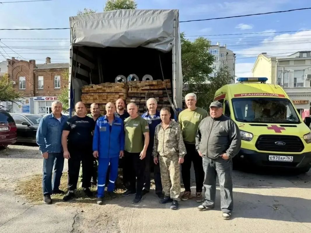 Представители ГБУ РО «ГБСМП» города Новочеркасска совместно с волонтёрами группы «Скорая помощь — Фронту» оказали поддержку медицинскому отряду в зоне СВО