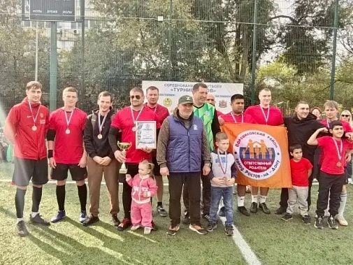 Футбол: Кубок отцов - борьба была по-спортивному бескомпромиссной