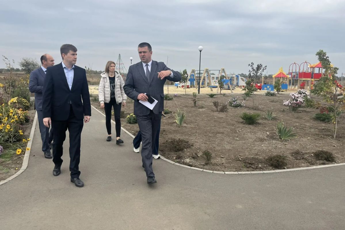 Группа губернаторского контроля посетила Веселовский район