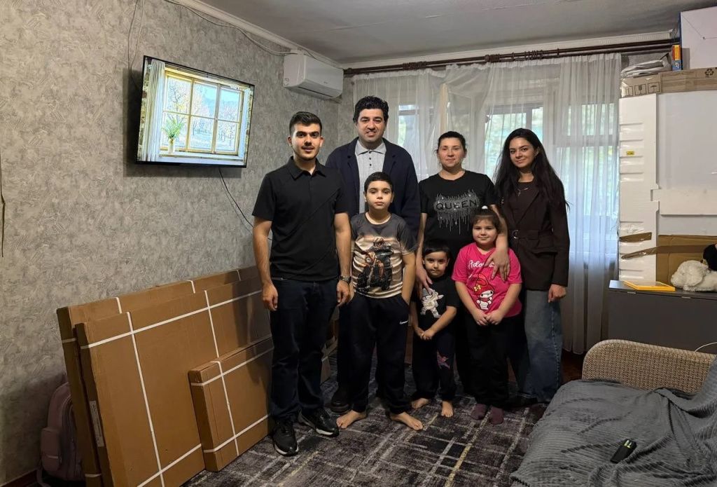 Геворк Григорян помог многодетной семье