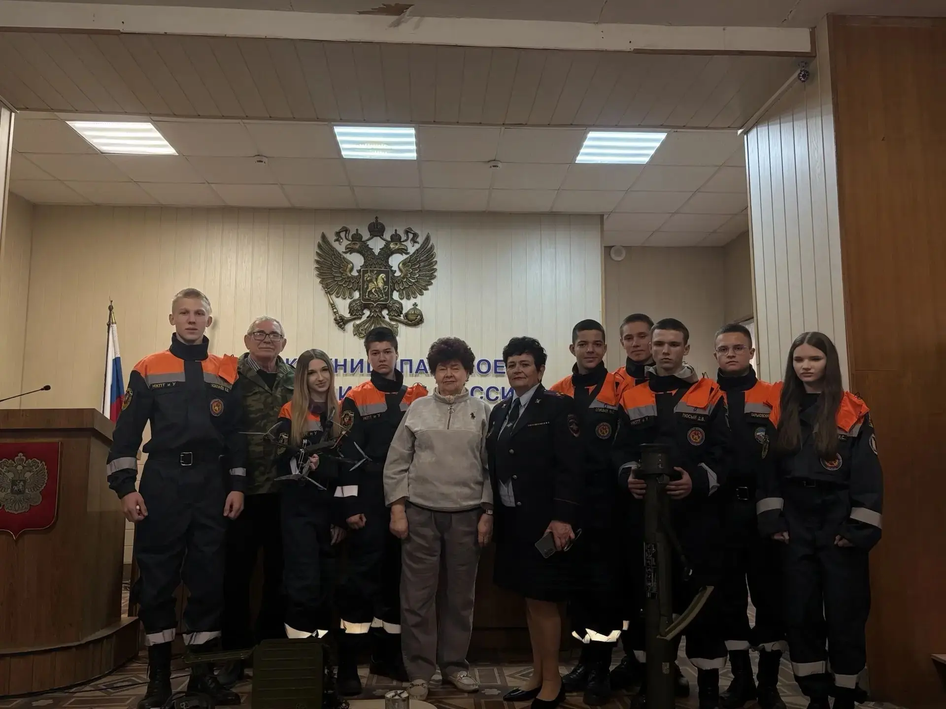 В Новочеркасске прошла встреча поколений: ветераны МВД и студенты обсудили вопросы патриотического воспитания